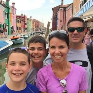 Meet your Posher, Laura